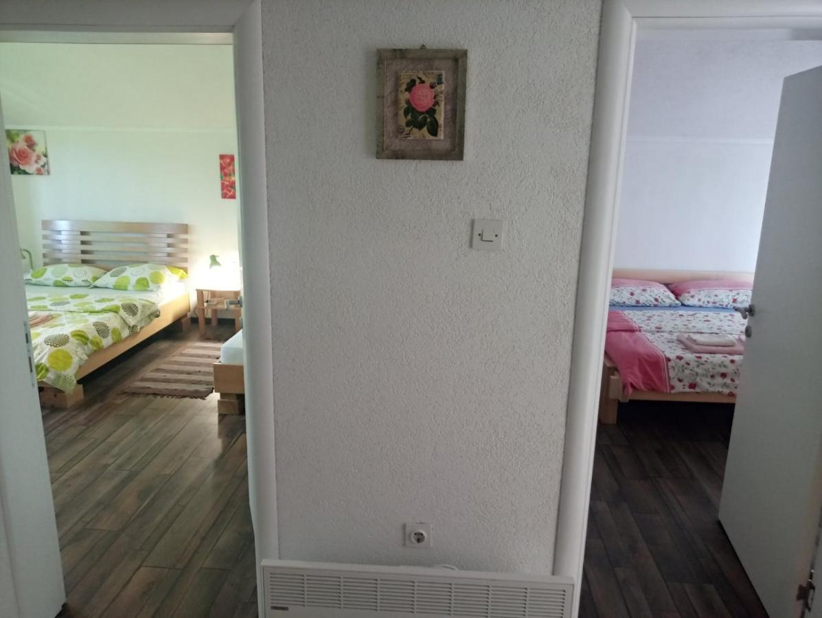 Apartment Gradina Korenica Extérieur photo